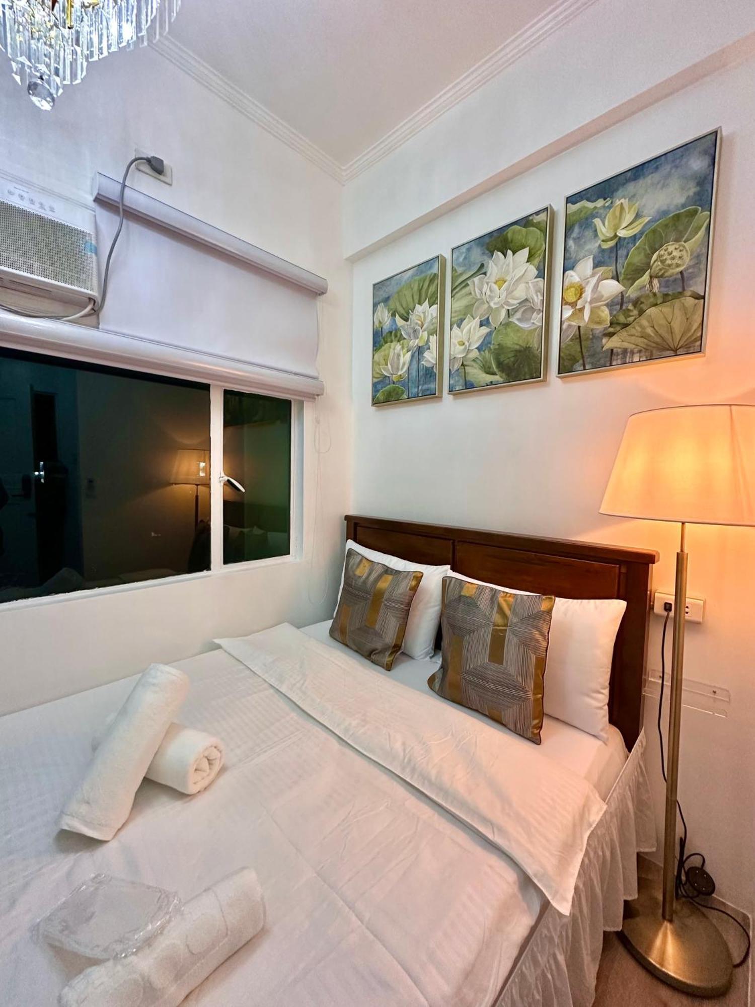 Studio Two Condominium, Alabang - Gold Fiber Wi-Fi -Netflix Ready Muntinlupa City Εξωτερικό φωτογραφία